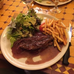 Le Tango - Bavette a l'échalote avec son accompagnement de frite et de salade