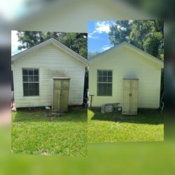 Jc's Pressure Washing - Siding job!