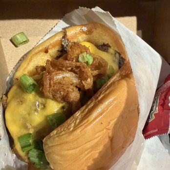 Shake Shack Upper West Side - Fast Food Near Me - New York, New York Shake Shack Upper West Side - Fast Food Near Me - New York, New York