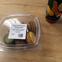 Ram Cafe - Assorted French Macaroons - 6 pack