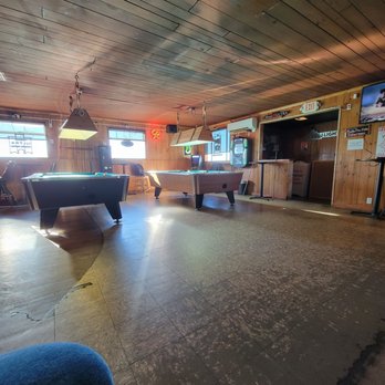 Knotty Pine Tavern - Pool table - Bars Near Me - Westport, Washington