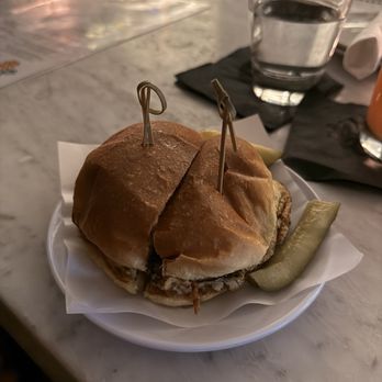Everson Royce Bar - Single Burger - Bars Near Me - Los Angeles, California