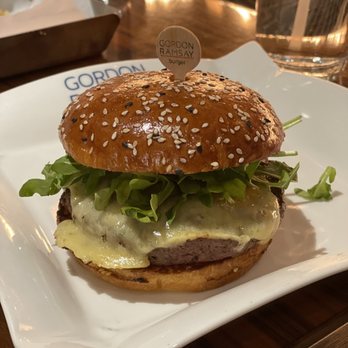 Gordon Ramsay Burger Las Vegas - UK Burger - Burgers Near Me - Las Vegas, Nevada Gordon Ramsay Burger Las Vegas - UK Burger - Burgers Near Me - Las Vegas, Nevada