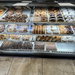 Calandra's Italian & French Bakery