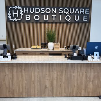 Hudson Square Boutique - Women's Clothing Near Me - Venice, Florida Hudson Square Boutique - Women's Clothing Near Me - Venice, Florida