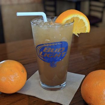 LochMon Tavern - LochMon Ice Tea - Bars Near Me - Elizabeth, Pennsylvania