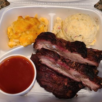 Bob Sykes Barbeque - 4 bone rib plate, sauce on side w/macaroni and cheese, and potato salad - Barbeque Near Me - Bessemer, Alabama