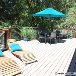 Russian River Rentals - Green Ridge Retreat - awesome sun deck with hottub!