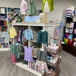 Knit happenz - The baby/ child sample area