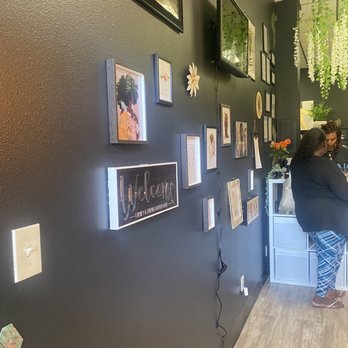 Elaine’s Parlor - Waiting room - Estheticians Near Me - Ontario, California Elaine’s Parlor - Waiting room - Estheticians Near Me - Ontario, California