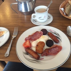 Dormer House - Full Irish breakfast--yummy!