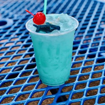 Thunderbird Lounge - Hawaii Five-O cocktail - Lounges Near Me - Phoenix, Arizona