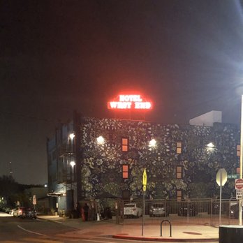 Simonette - Outside of the hotel - French Near Me - Culver City, California Simonette - Outside of the hotel - French Near Me - Culver City, California
