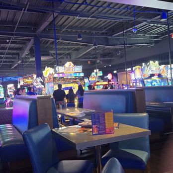Dave & Buster's Bakersfield - Arcades Near Me - Bakersfield, California