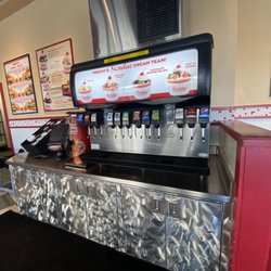 Freddy's Frozen Custard & Steakburgers - Nice selection of Pepsi products