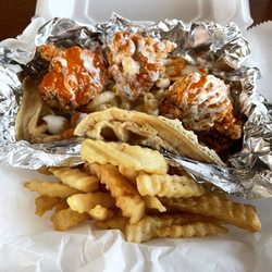 Rooster's 2 Go - The Hot Mess