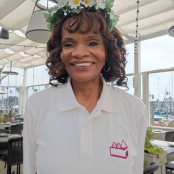 The Cheesecake Factory - CSA or customer service All Star Charlene - Desserts Near Me - Redondo Beach, California