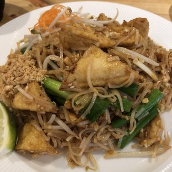 Kin'd - Pad Thai with tofu - Thai Near Me - Fresh Meadows, New York