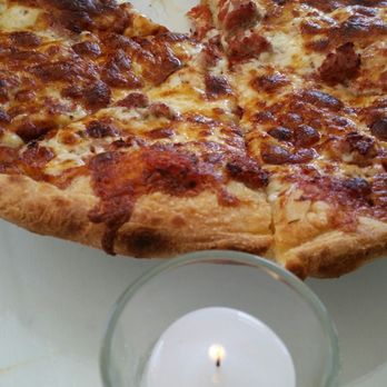 Alexanders on 30th - Italian sausage pizza - Italian Near Me - San Diego, California