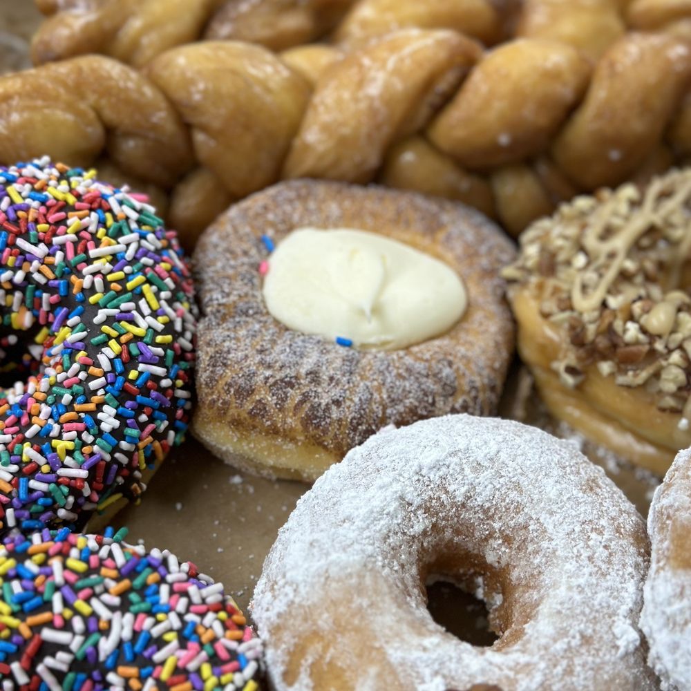 Downtown Donuts - Assorted donuts - Donuts Near Me - Enterprise, Alabama Downtown Donuts - Assorted donuts - Donuts Near Me - Enterprise, Alabama