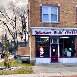 Windsor Music Centre - Frontage with musical instrument sculpture