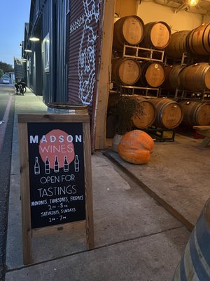 Madson Wines by null