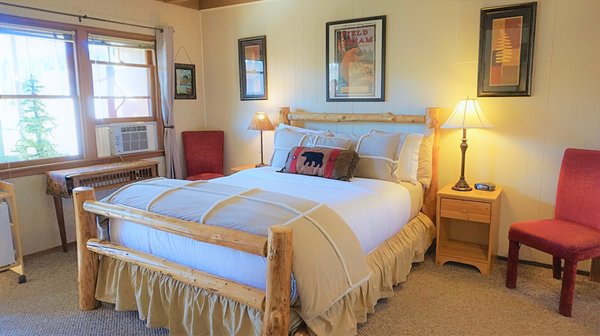 Mother Nature's Inn by null