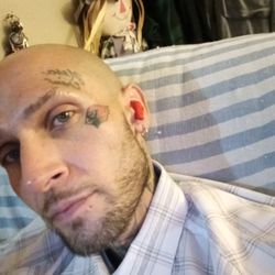 Axiom Care - Shoot it's reality I need to stop using fentanyl and meth I O.Ded on the 10th that narcane I respect that stuff it's the TRUTH Axiom Apache