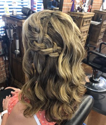 The Village Salon 12 Photos 20 Reviews Hair Salons 120 S Country Club Rd Broadmoor Broadway Village Tucson Az Phone Number Yelp