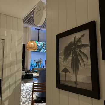 Tommy Bahama Marlin Bar - Hall - Seafood Near Me - Dania Beach, Florida Tommy Bahama Marlin Bar - Hall - Seafood Near Me - Dania Beach, Florida