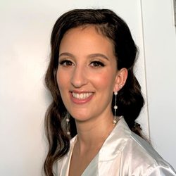 Sandra Merlan Makeup - Classic bridal makeup look for bride with glowy skin and lightweight lashes
