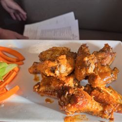 Session Room - Chicken wings