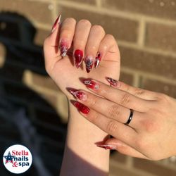 Stella Nails & Spa