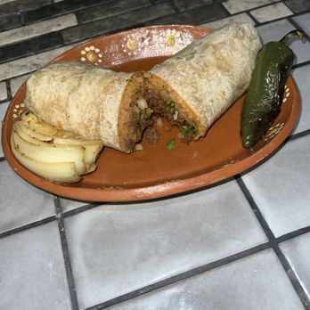 Tacos Los 3 Robertos - Asada burrito. - Mexican Near Me - Fontana , California