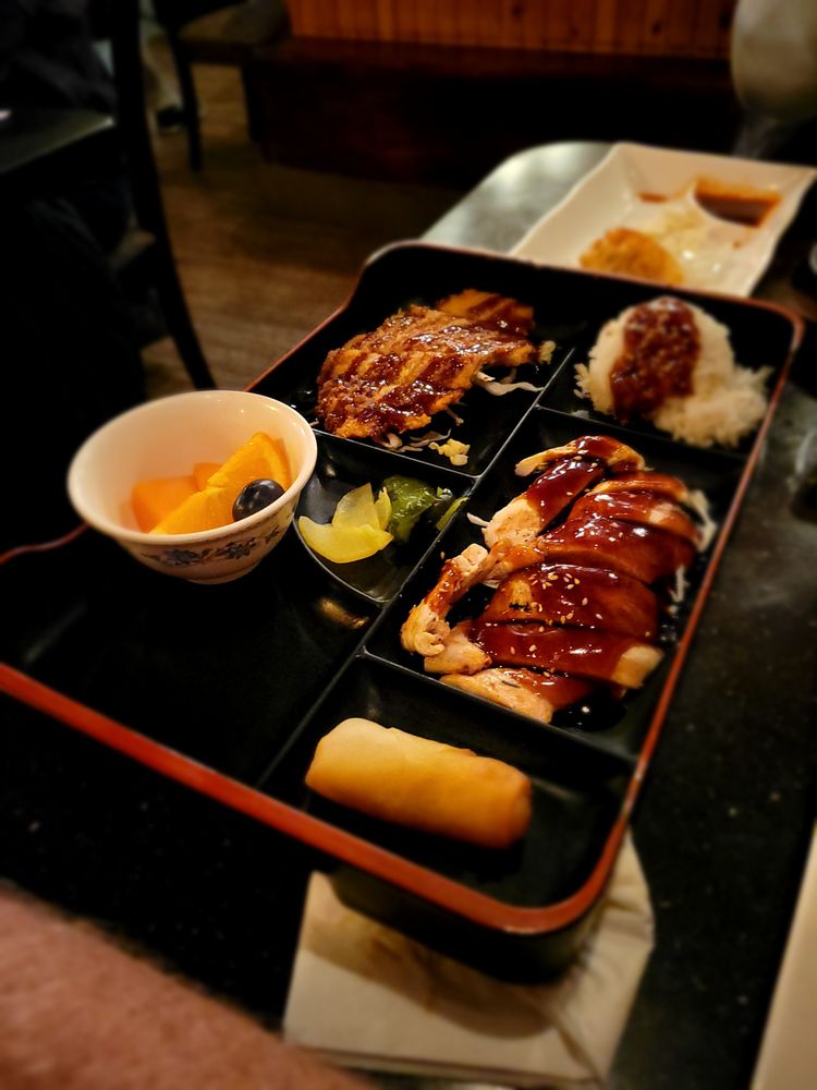 SAKURA JAPANESE SUSHI BAR & GRILL Updated November 2024 116 Photos