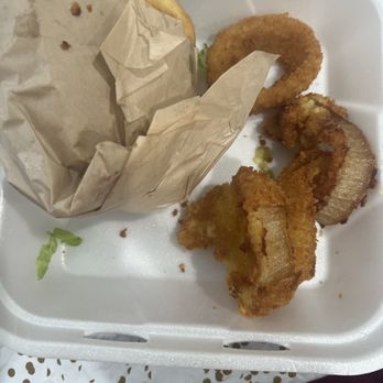 R Burgers - Paid for onion rings instead of fries and only got 6 for $3.49. Uh no thanks - Burgers Near Me - Riverside, California