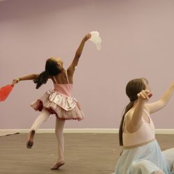 Tutu School Parker