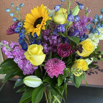 Precious Petals - Julie's beautiful flower arrangement for my mom's birthday. - Florists Near Me - San Diego, California Precious Petals - Julie's beautiful flower arrangement for my mom's birthday. - Florists Near Me - San Diego, California