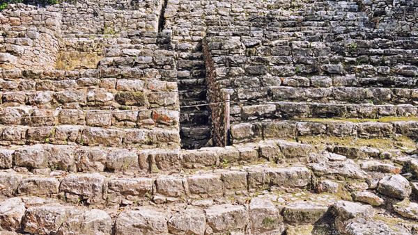 Zona arqueológica de Coba by null