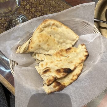 Tibet Nepal House - Garlic Naan Bread - Himalayan/Nepalese Near Me - Pasadena, California Tibet Nepal House - Garlic Naan Bread - Himalayan/Nepalese Near Me - Pasadena, California