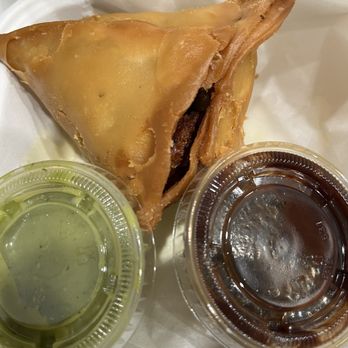 The Desi Accent - Vegetable Samosa - Single piece. Opened up while frying. Dry and super oily, mostly inedible - Indian Near Me - Lombard, Illinois The Desi Accent - Vegetable Samosa - Single piece. Opened up while frying. Dry and super oily, mostly inedible - Indian Near Me - Lombard, Illinois