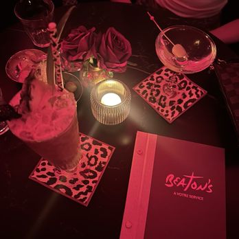 Beaton's at Bar Cecil - Singapore Sling and Gibson - Lounges Near Me - Palm Springs, California