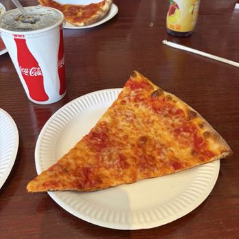 Joe's Pizza Studio City - Cheese slice - Italian Near Me - Studio City, California