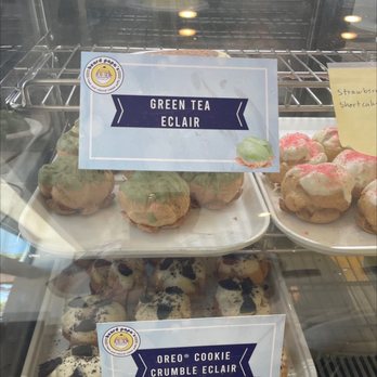 Beard Papa's - Desserts Near Me - Rancho Cucamonga, California