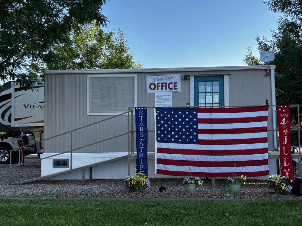 SILVER SAGE RV PARK Updated October 2024 83 Photos 314 E Main St