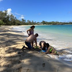 Laie Beach Park - Family time