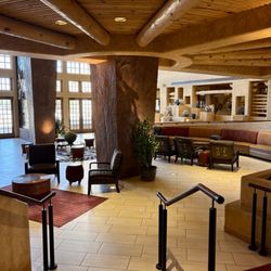 Buffalo Thunder Casino - Lobby Area