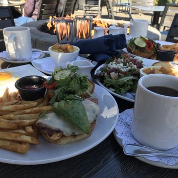 Cafe Murrayhill - Brunch by fireside - Breakfast & Brunch Near Me - Beaverton, Oregon
