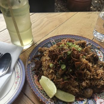 Eem - Yuzu soda drink and BBQ mushroom fried rice - Cocktail Bars Near Me - Portland, Oregon Eem - Yuzu soda drink and BBQ mushroom fried rice - Cocktail Bars Near Me - Portland, Oregon