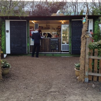 Cafe Eule - Leckere Snacks und Garten-Ambiente - Cafes Near Me - Berlin, BE Cafe Eule - Leckere Snacks und Garten-Ambiente - Cafes Near Me - Berlin, BE